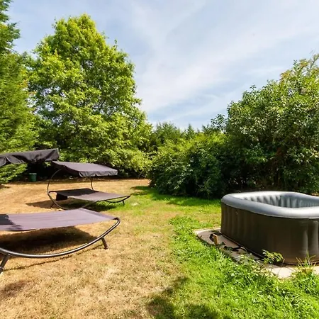 La Maison Du Parc Normand 木屋